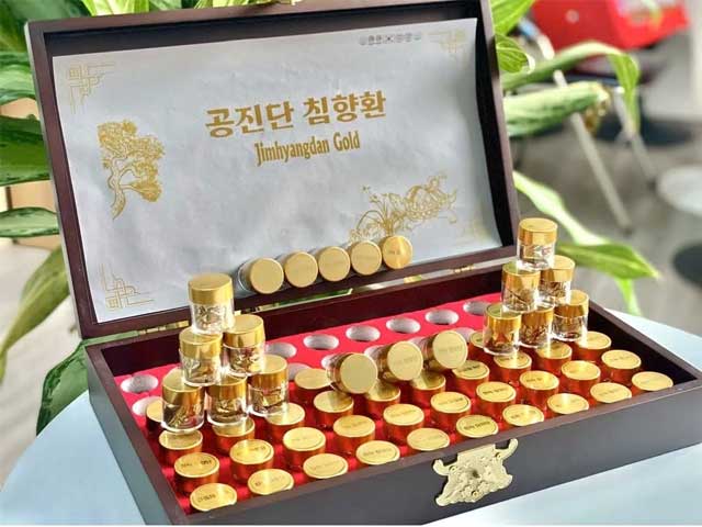 An Cung Bổ Não Trầm Hương Jimhyangdan Gold Hộp Gỗ 60 Viên x 3.75g